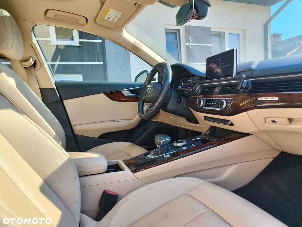 Audi A4 Limousine - 16