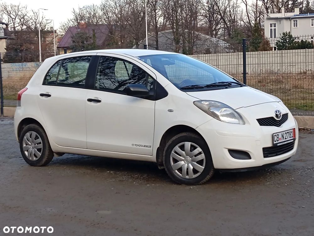 Toyota Yaris 1.0 VVT-i Cool Edition - 4