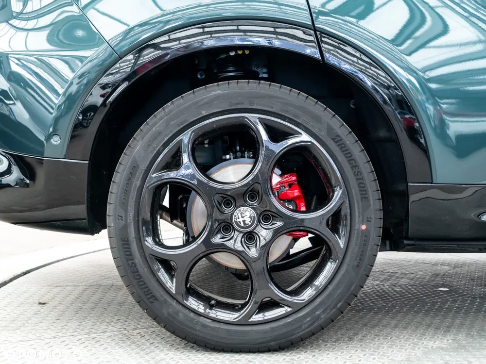 Alfa Romeo Tonale 1.5 T4 GSE mHEV Veloce DCT - 9