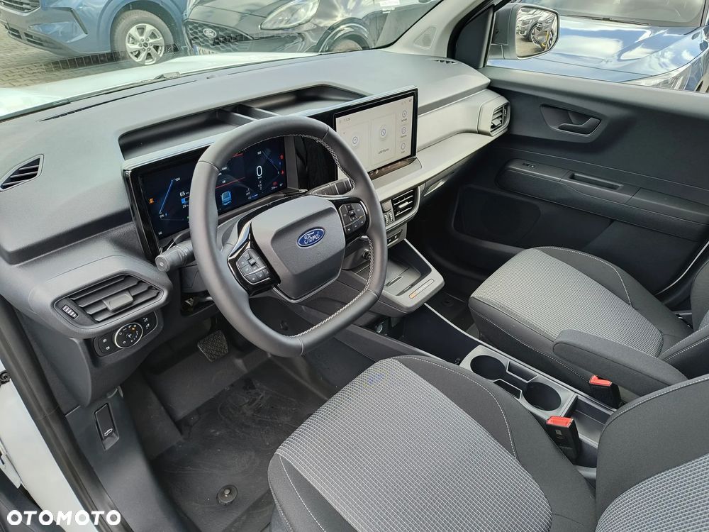 Ford Trend - 8
