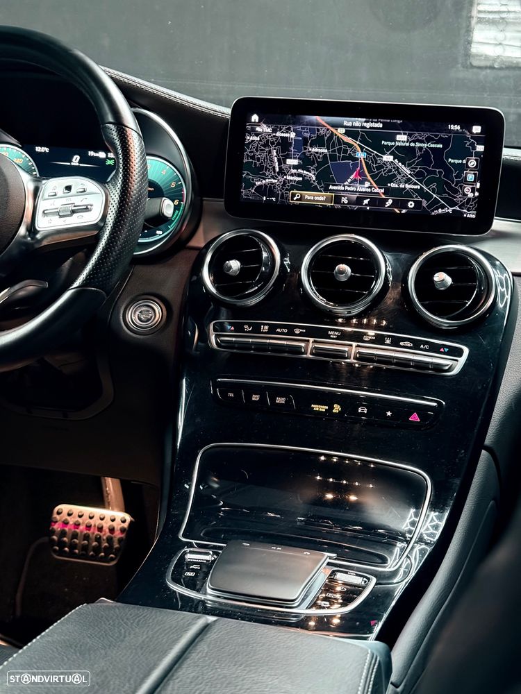 Mercedes-Benz GLC 300 - 32