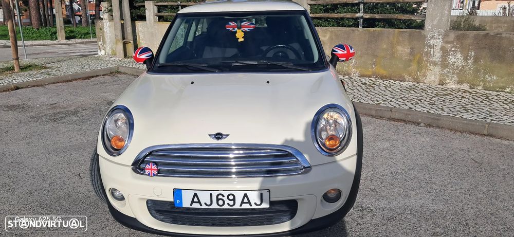 MINI 3 Portas One D - 2