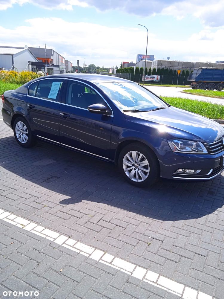 Volkswagen Passat 2.0 TDI Comfortline - 4