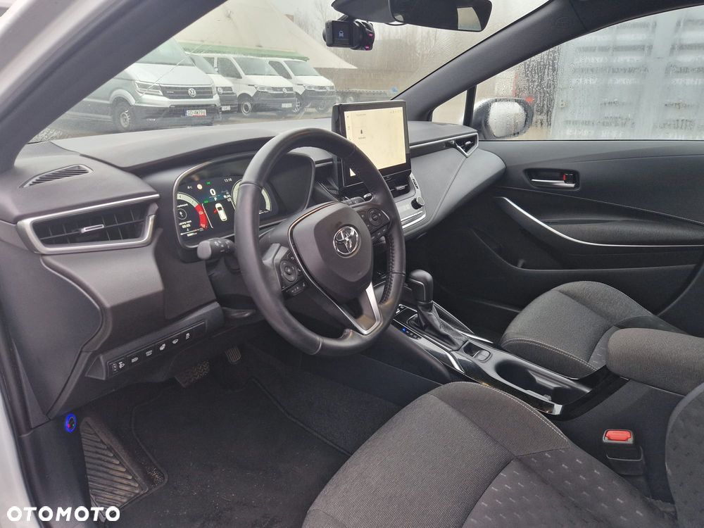 Toyota Corolla 1.8 Hybrid Comfort - 12