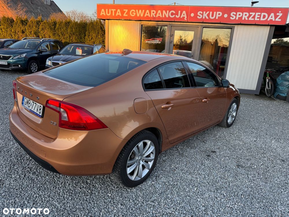 Volvo S60 D3 Geartronic R-Design - 12