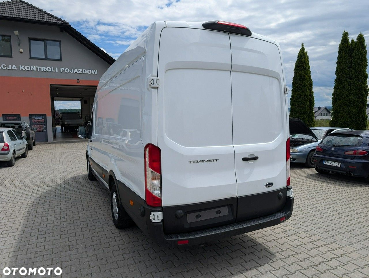 Ford Transit - 4