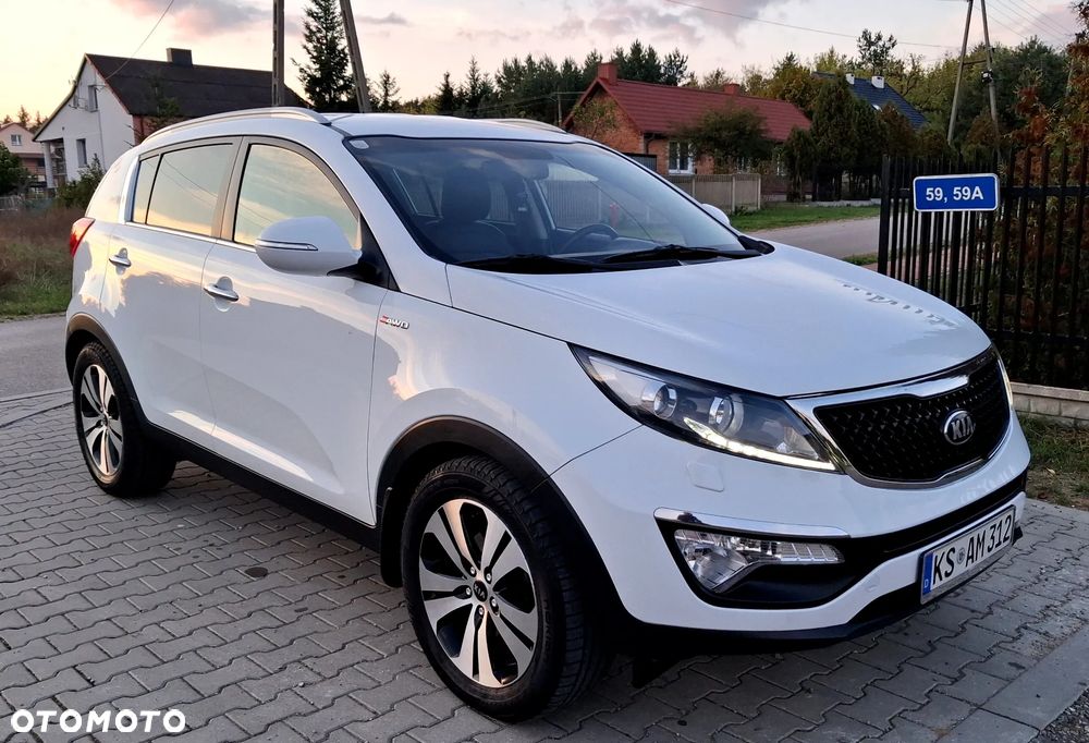 Kia Sportage 2.0 CRDI 4WD Automatik Dream-Team Edition - 8