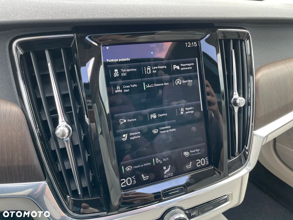 Volvo V90 Cross Country B5 D AWD Pro - 32