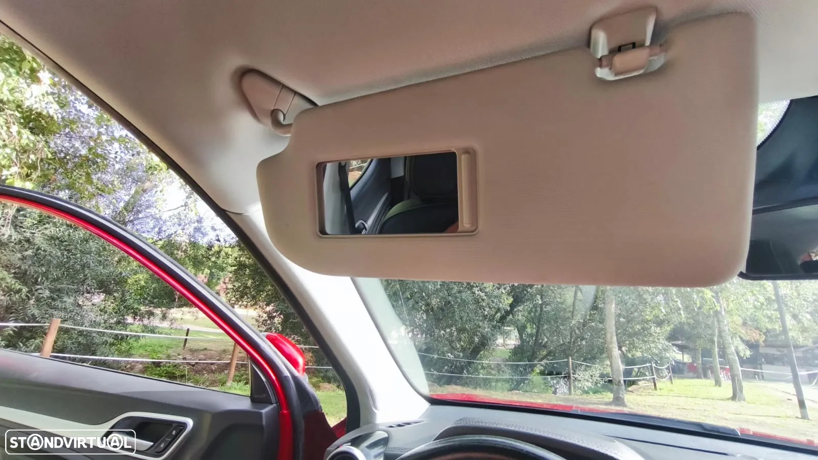 MG ZS EV 44.5 kWh Luxury - 36