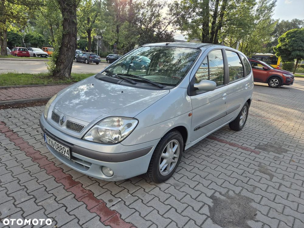 Renault Scenic - 12
