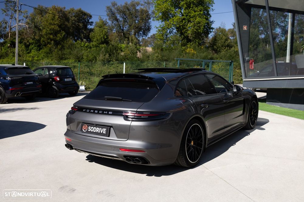 Porsche Panamera Sport Turismo 4 E-Hybrid - 9