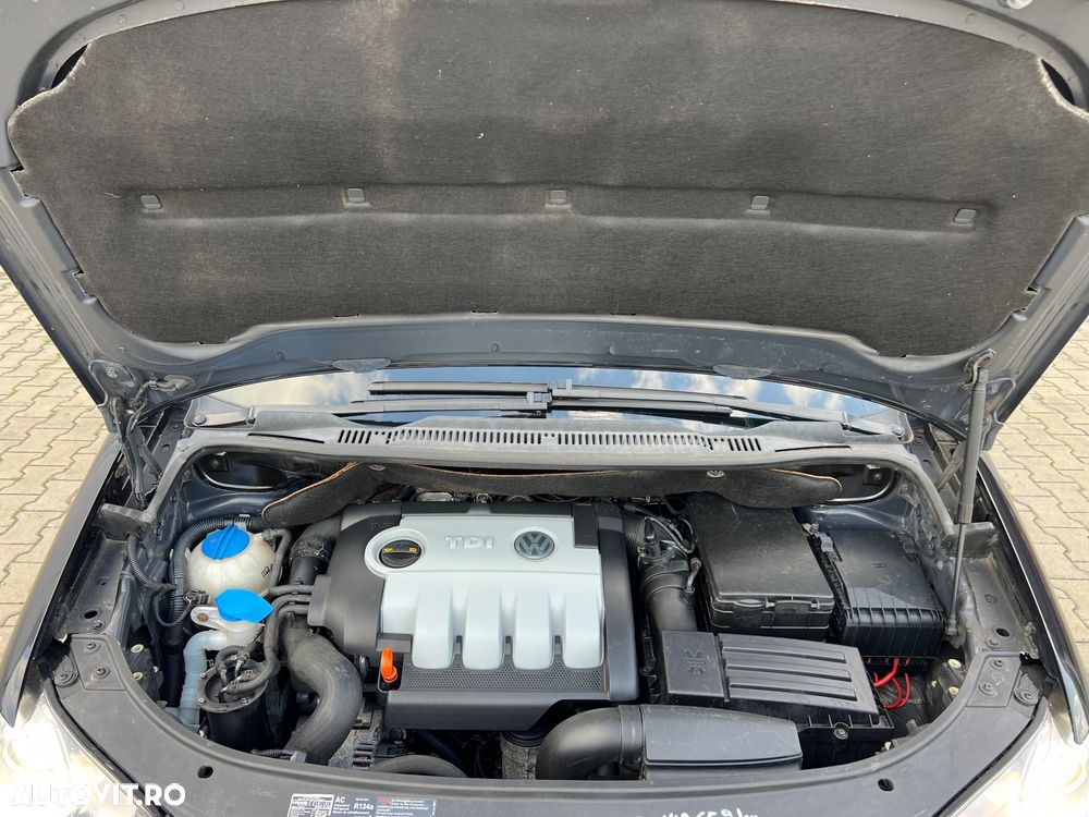 Volkswagen Touran 2.0 TDI Comfortline - 14
