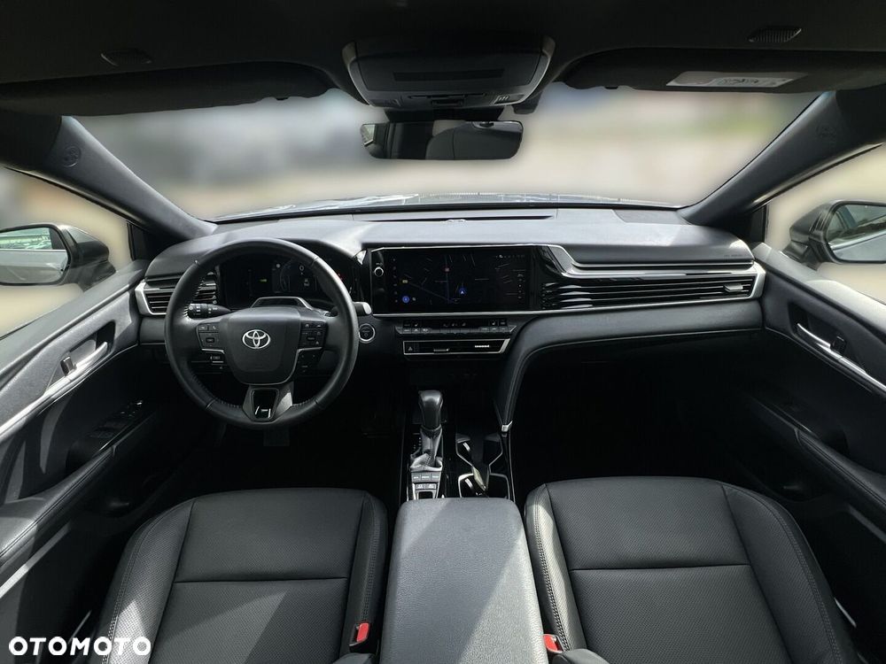Toyota Camry - 14