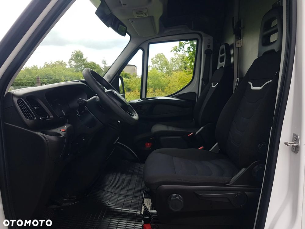 Iveco DAILY KONTENER NISKOPODŁOGOWY 4,43x2,23x2,42 SKLEP FOODTRUCK BAR KLIMA KONIOWÓZ KAMPER - 21