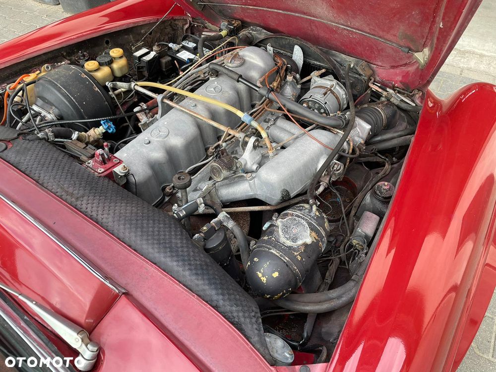 Mercedes-Benz 280 - 18