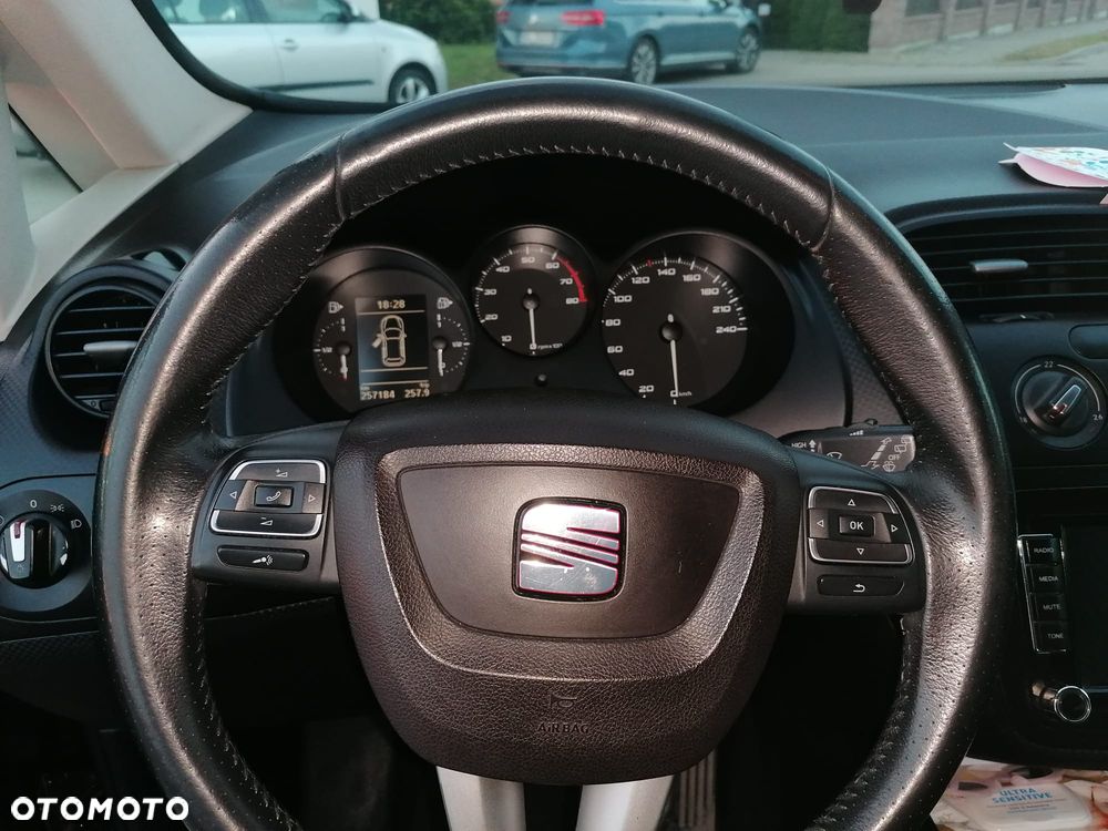 Seat Altea XL 1.6 Reference Comfort - 7