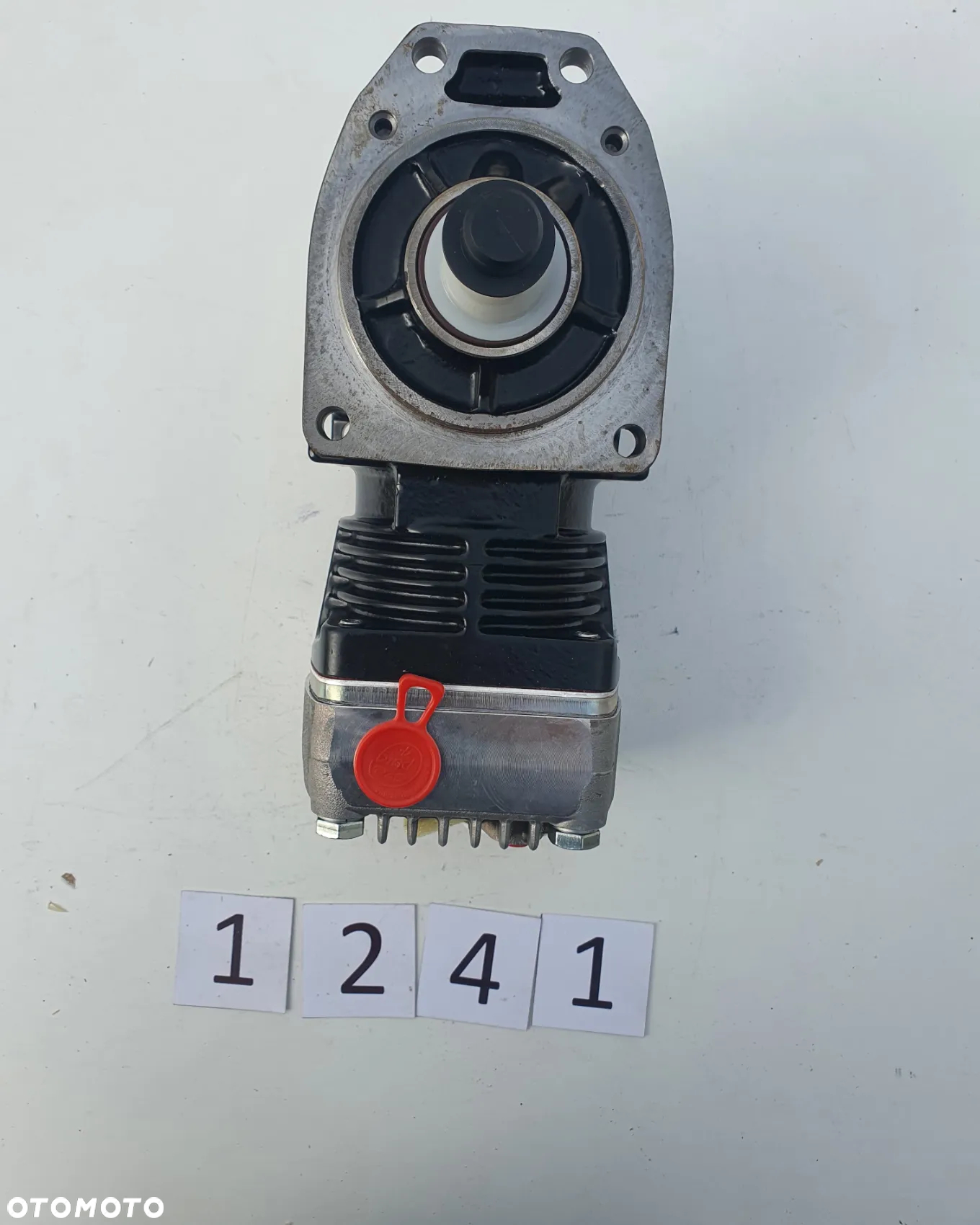 Sprężarka Powietrza Kompresor Knorr-Bremse K007388 ACX69D Iveco - 2