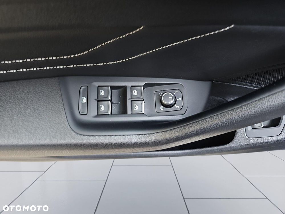 Volkswagen Arteon 2.0 TSI Elegance DSG - 17