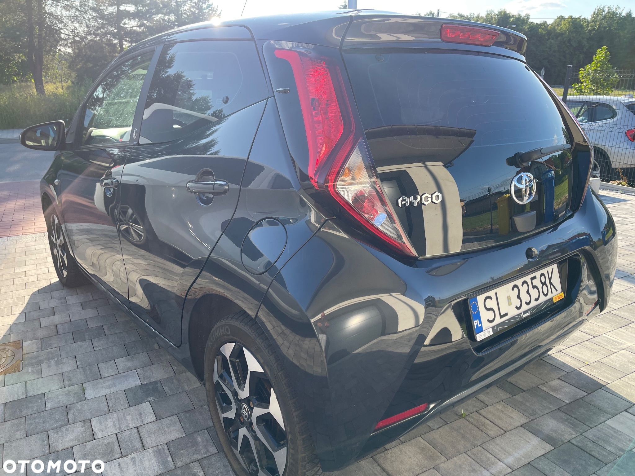 Toyota Aygo x.shift x-play connect - 13