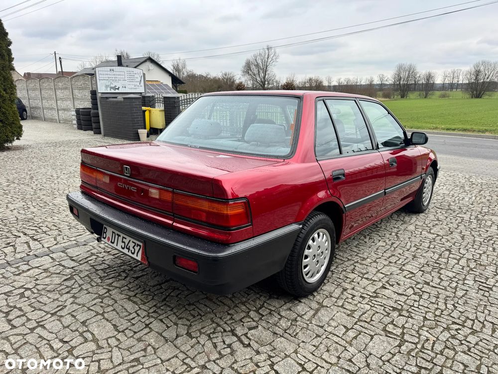 Honda Civic 1.5i - 5