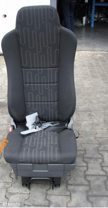 FOTEL KIEROWCY MERCEDES ATEGO 2015R - 1