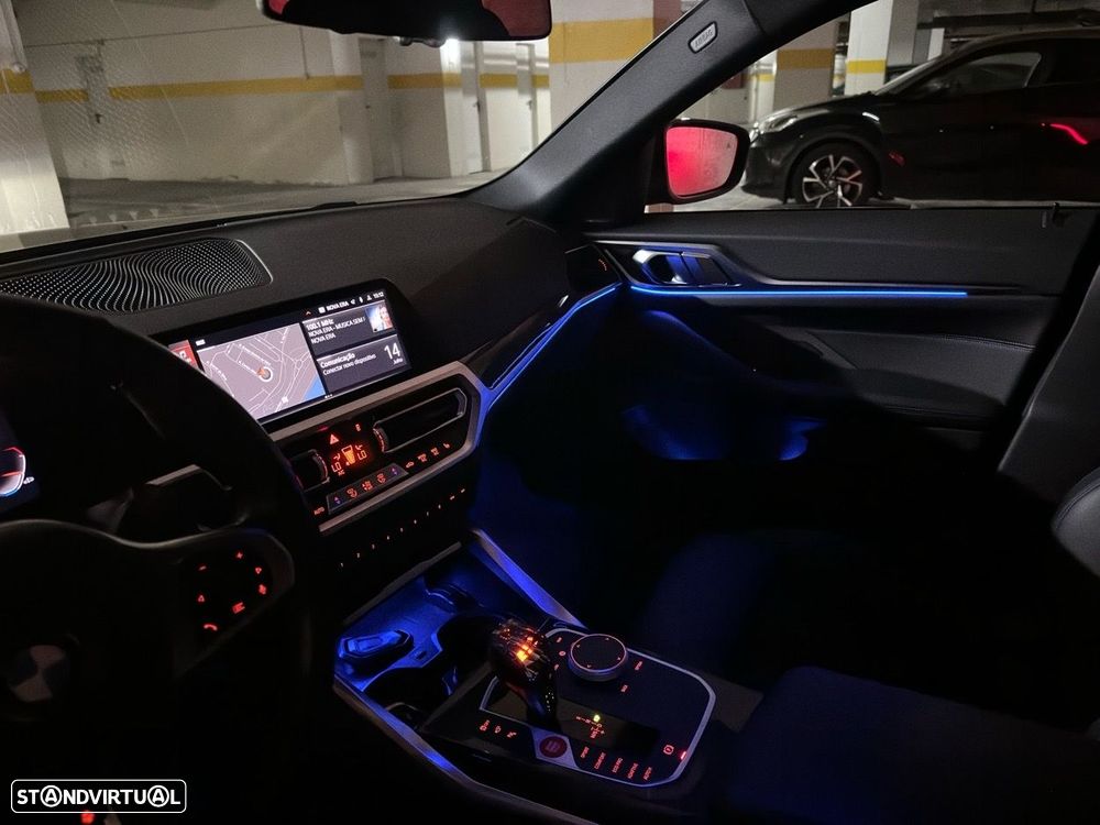 BMW M440 i xDrive Pack 50 anos M - 29