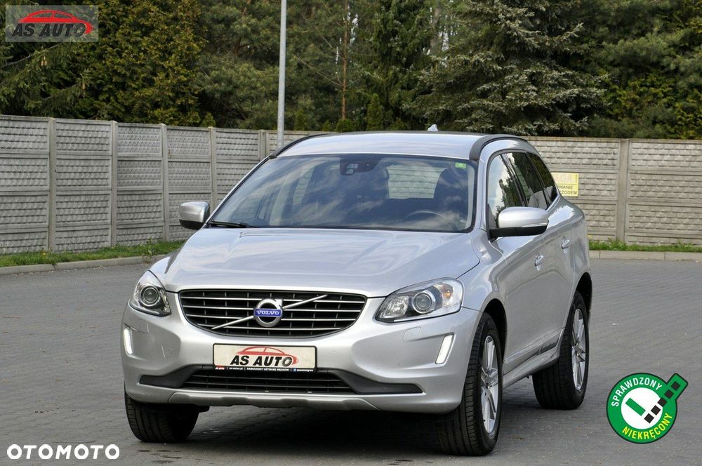 Volvo XC 60 D4 Momentum - 1