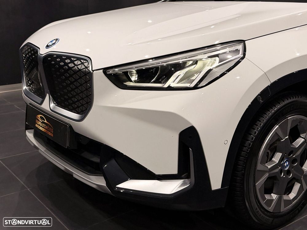 BMW iX1 eDrive20 xLine - 10