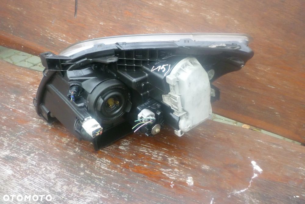 lampa prawa Toyota Avenesis T25 Kolto Europa - 3