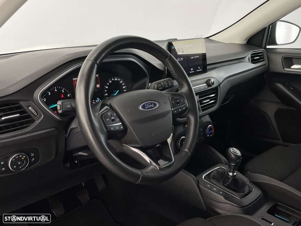 Ford Focus 1.0 EcoBoost Connected - 17