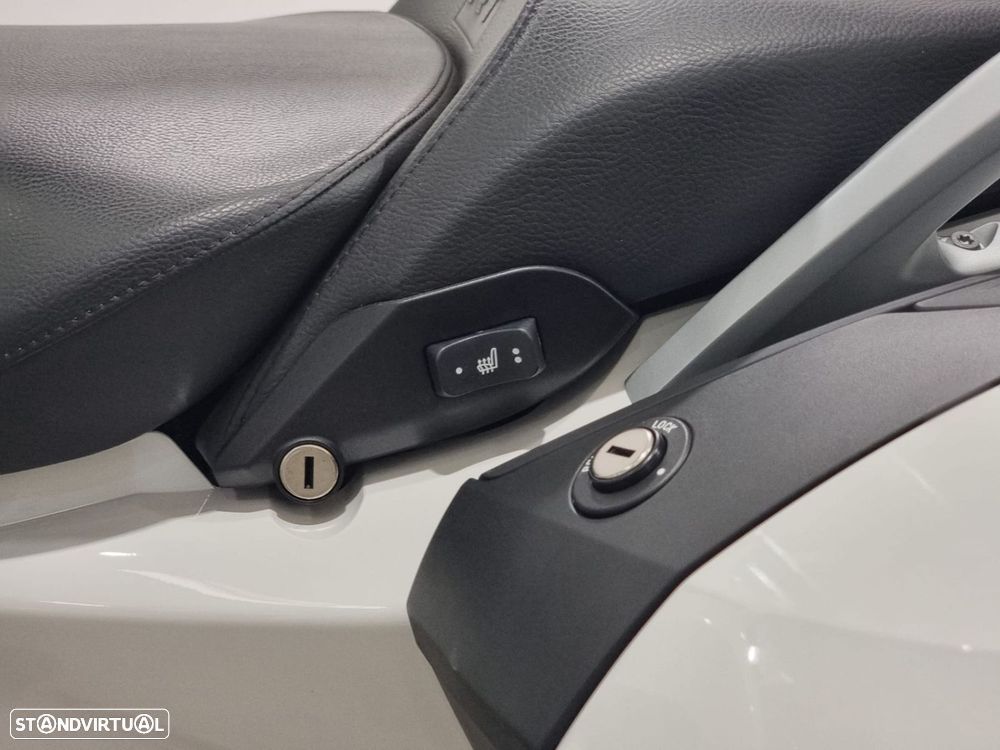 BMW R 1250 RT 1250RT Alpinweiss - 15