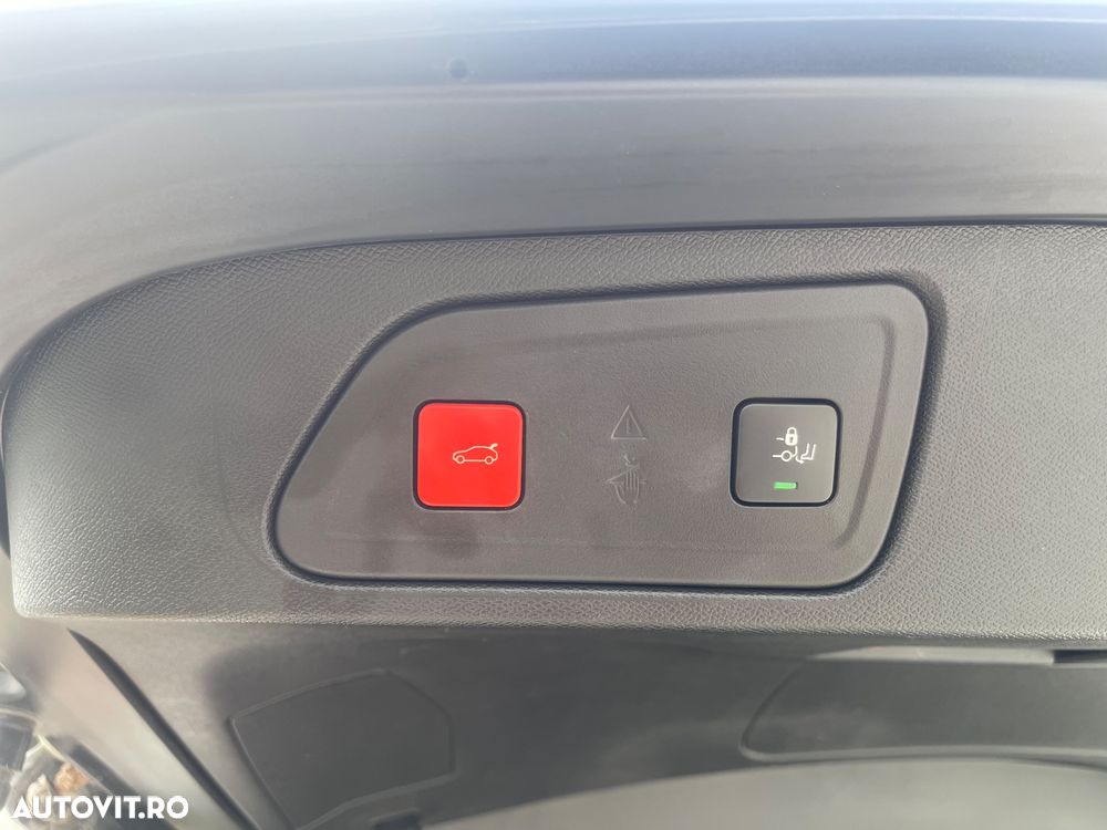 Citroën C5 Aircross 1.6 PureTech S&S EAT8 Shine - 16