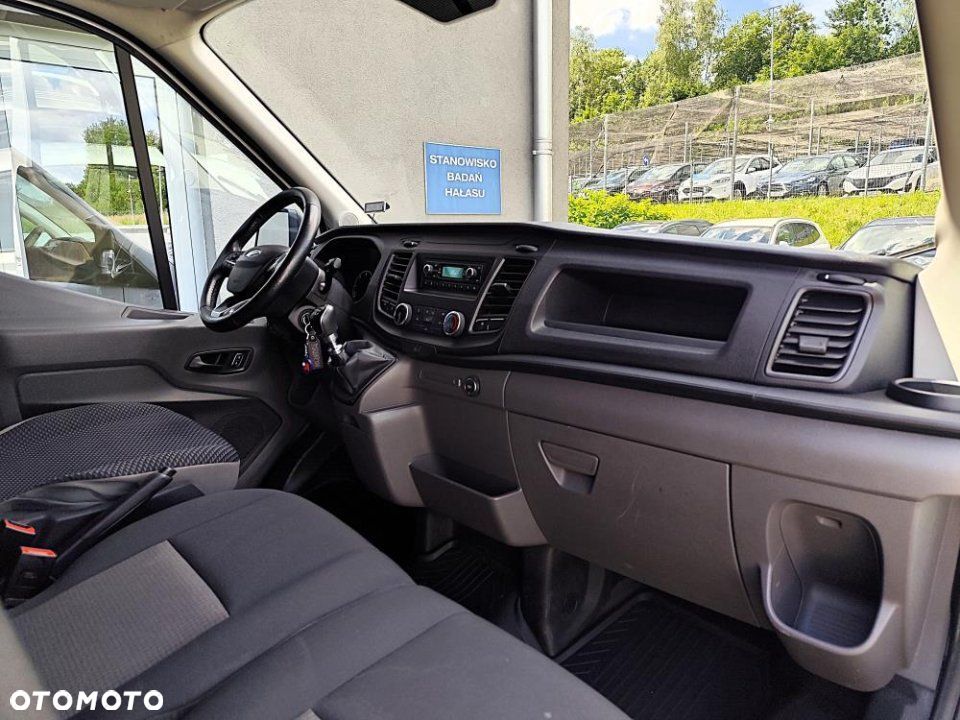 Ford Transit - 10