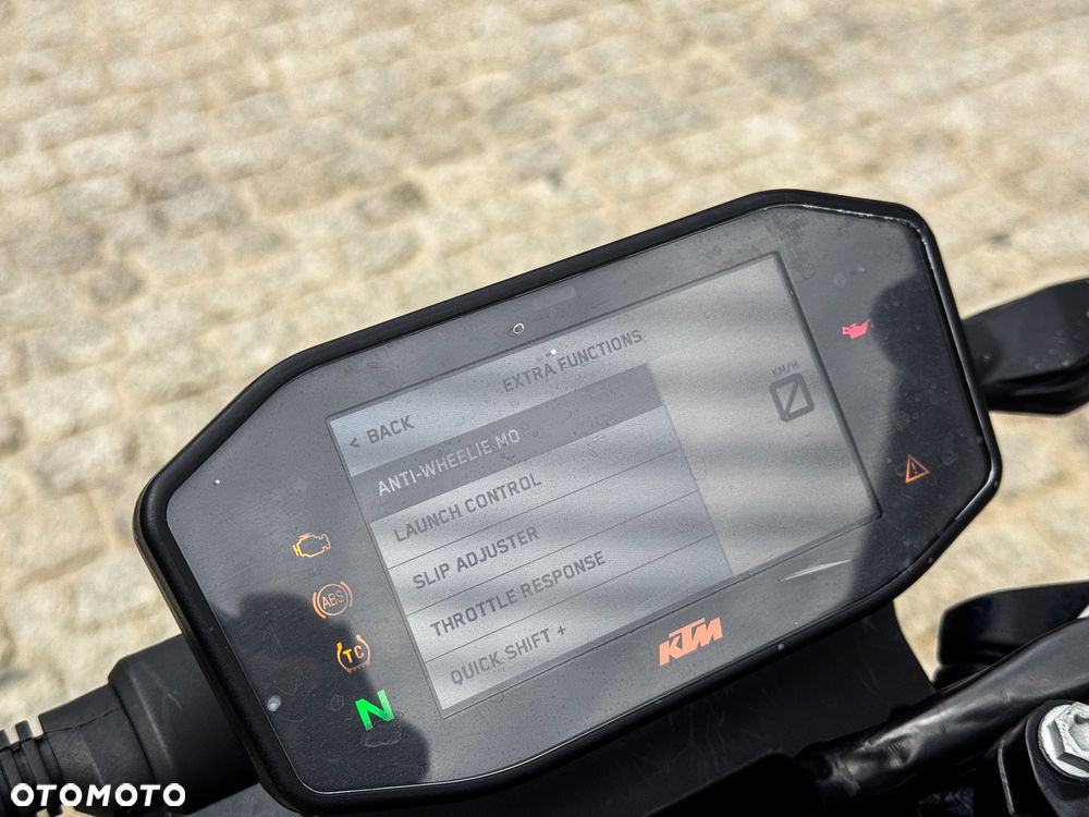 KTM Duke 790 - 35