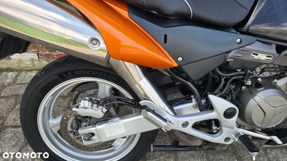 Honda Varadero - 24