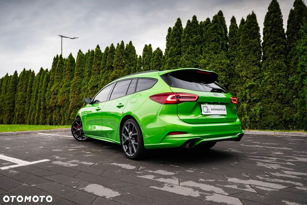 Ford Focus 2.3 EcoBoost ST X - 38