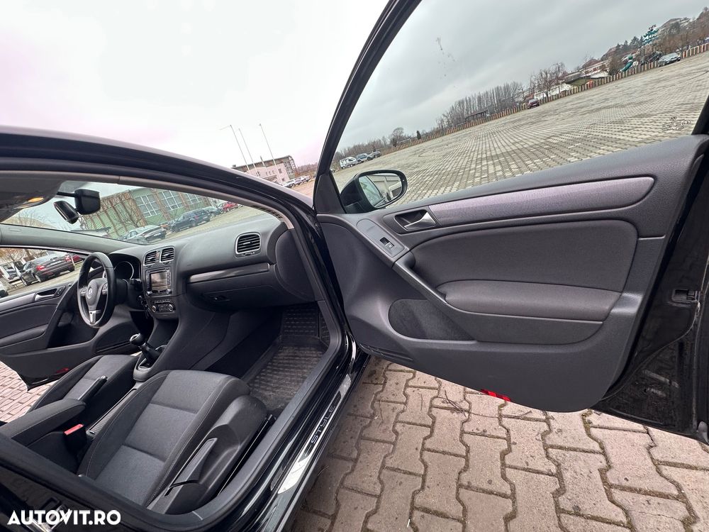 Volkswagen Golf 2.0 TDI DPF Style - 10