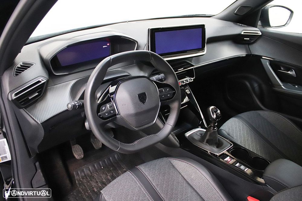 Peugeot 2008 1.2 PureTech Allure - 6