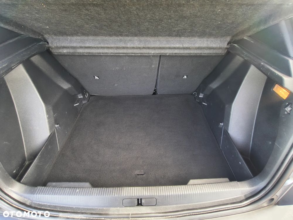 Peugeot 2008 1.2 PureTech Active Pack S&S EAT8 - 13