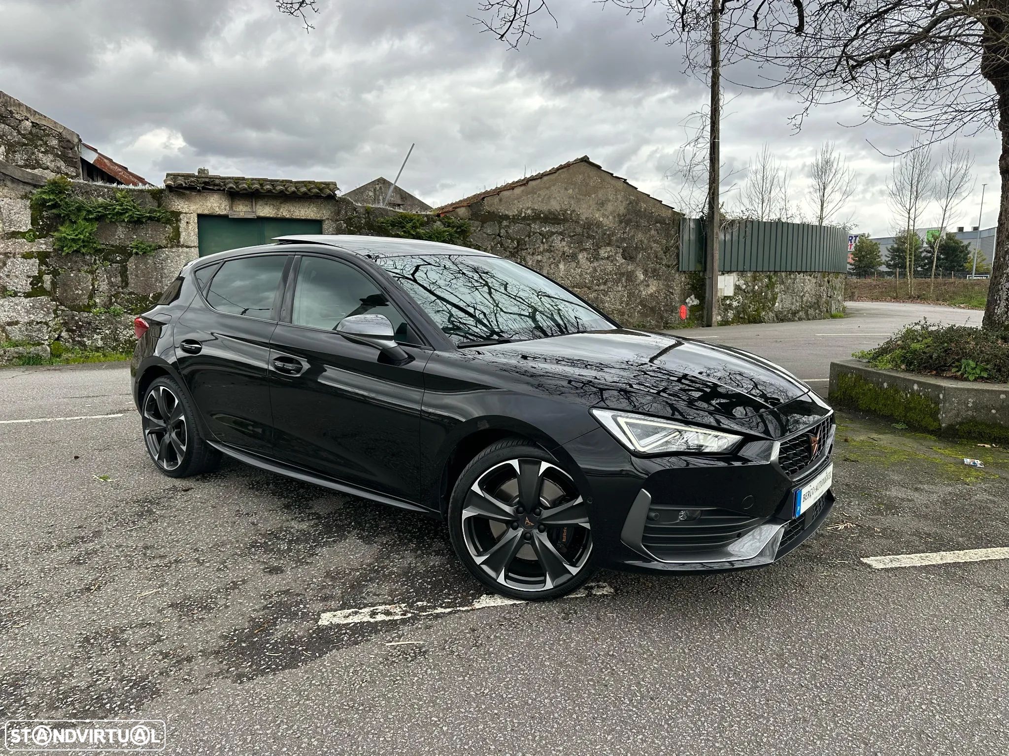 Cupra Leon 1.4 e-Hybrid DSG - 1