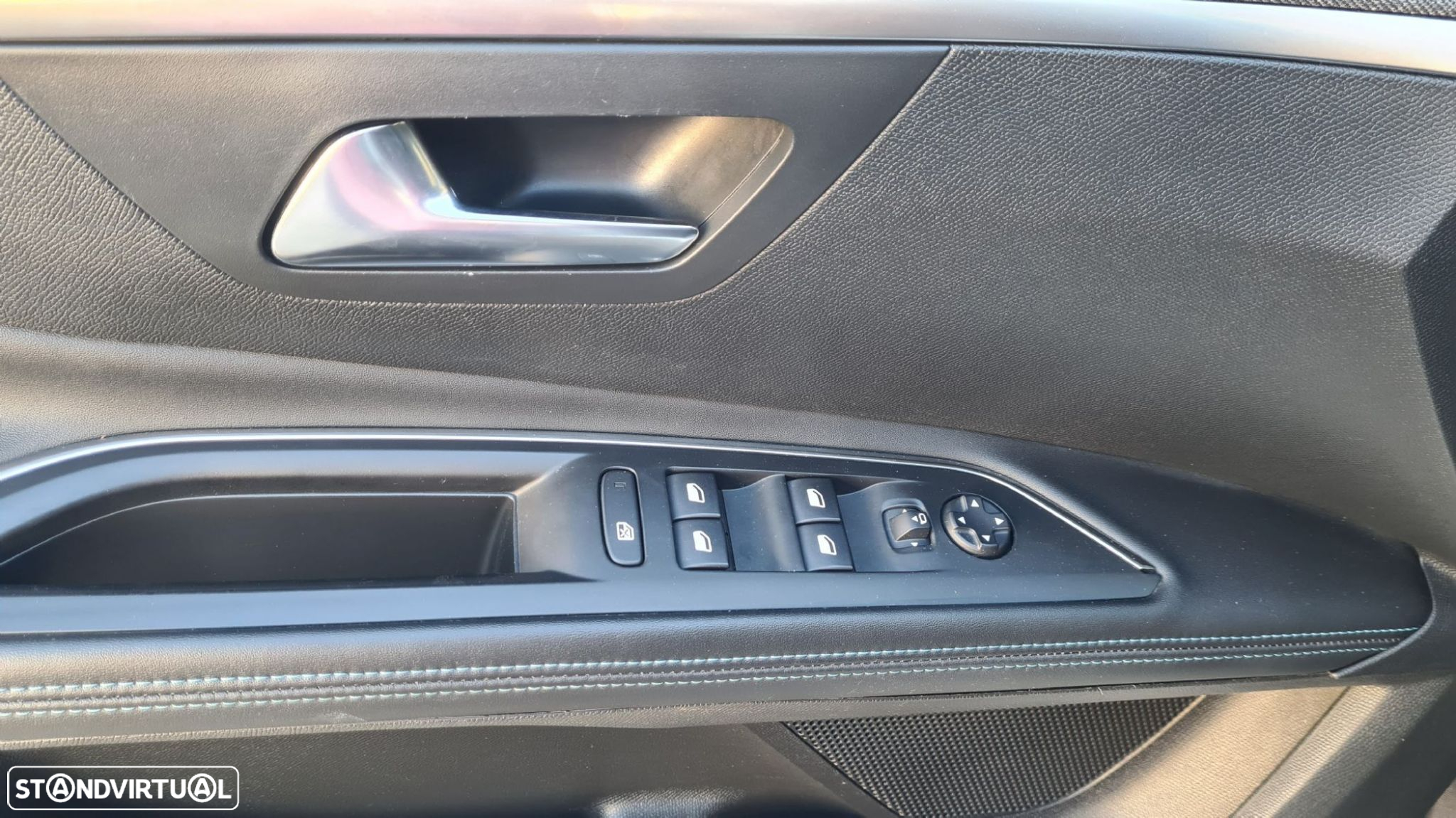 Peugeot 5008 1.5 BlueHDi Crossway EAT8 - 8