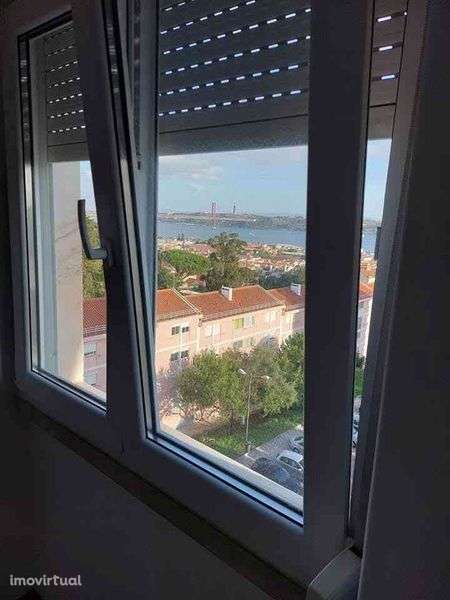 T2 na Ajuda com vista rio - Grande imagem: 2/9