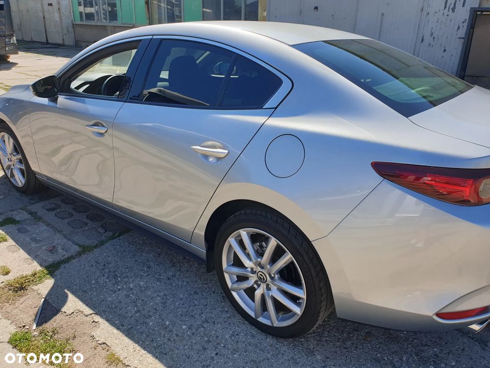 Mazda 3 2.0 mHEV Exclusive Line - 28