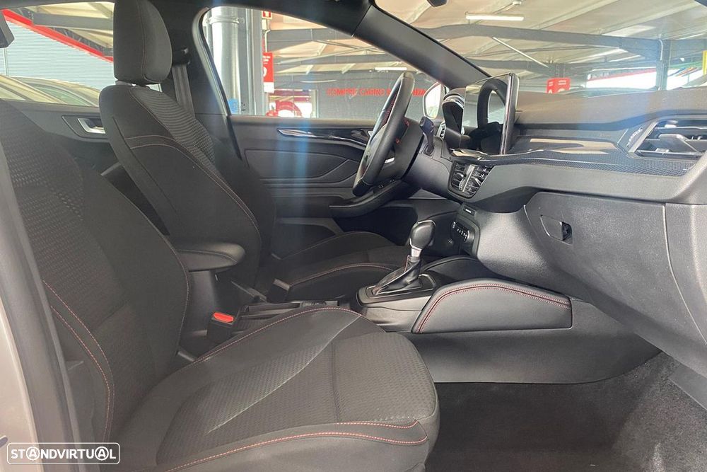 Ford Focus 1.0 EcoBoost MHEV ST-Line X Aut. - 12