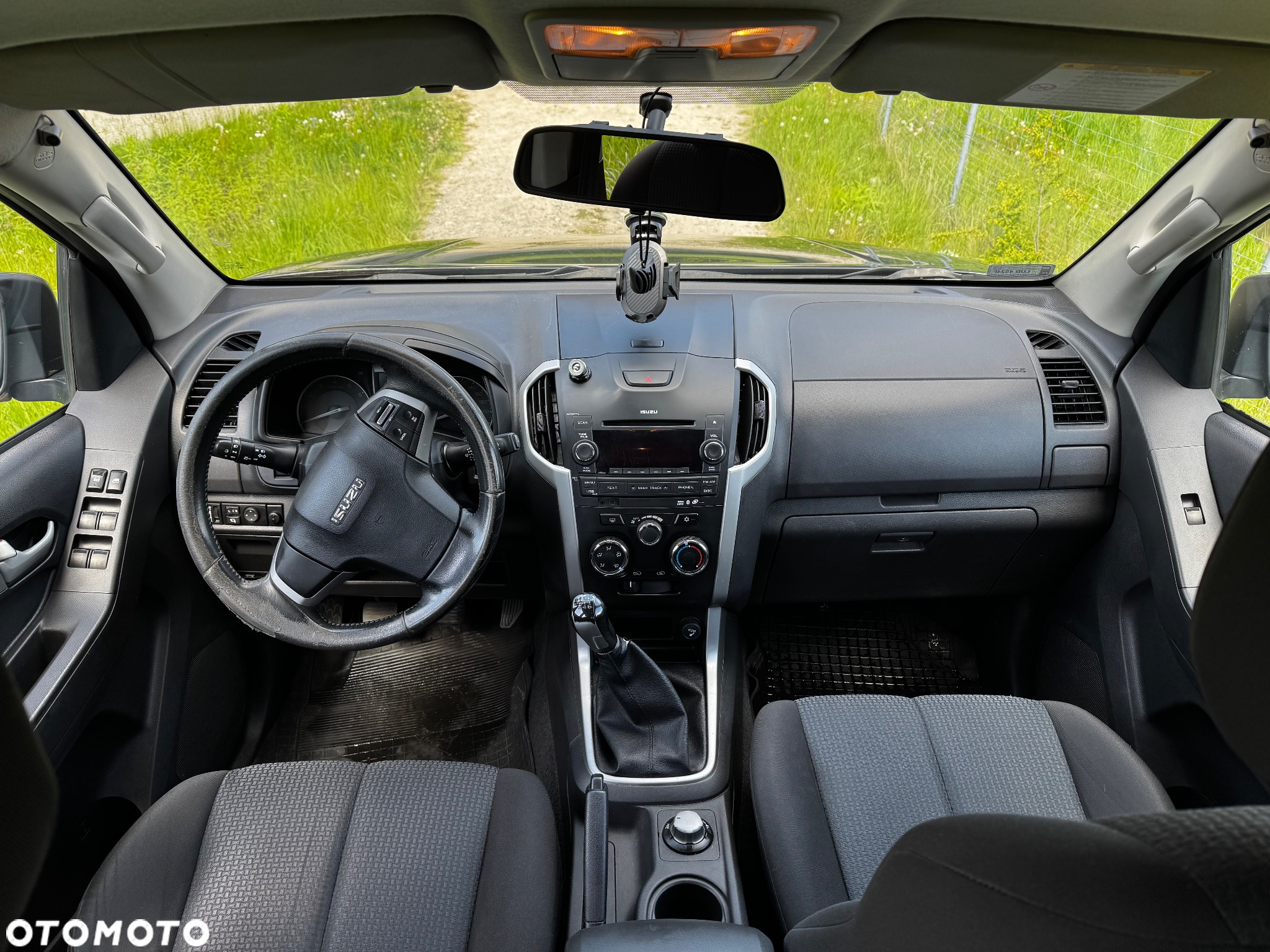 Isuzu D-Max 2.5 DC LS - 13