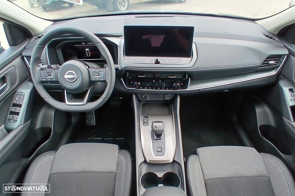 Nissan Qashqai 1.3 DIG-T N-Connecta Xtronic - 6