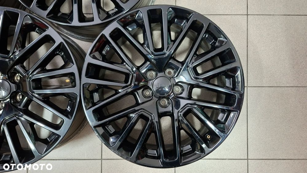 Felgi Aluminiowe 19 Jeep Compass II Renegade 5x110 ET 40 - 5