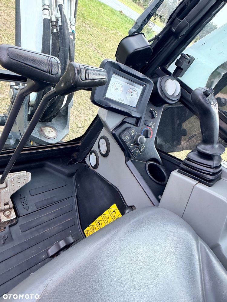 Bobcat Minikoparka Bobcat e50Z 5ton e55 e60 Cat 303.5 304  305 3xłyżki Ramię LOONG dodatkowe linie hydr wyjścia AUX1 + 2 przeciw waga MAX-dociążenie gąsienice 85% od nowości 1 właściciel z Niemiec Auto IDLEE po serwisie Widły wiertnica grabie i inne za dopłatą Szybkozłącze hydr Miller łyżka przedsiębierna Pług  Kubota Takeuchi Jcb - 16
