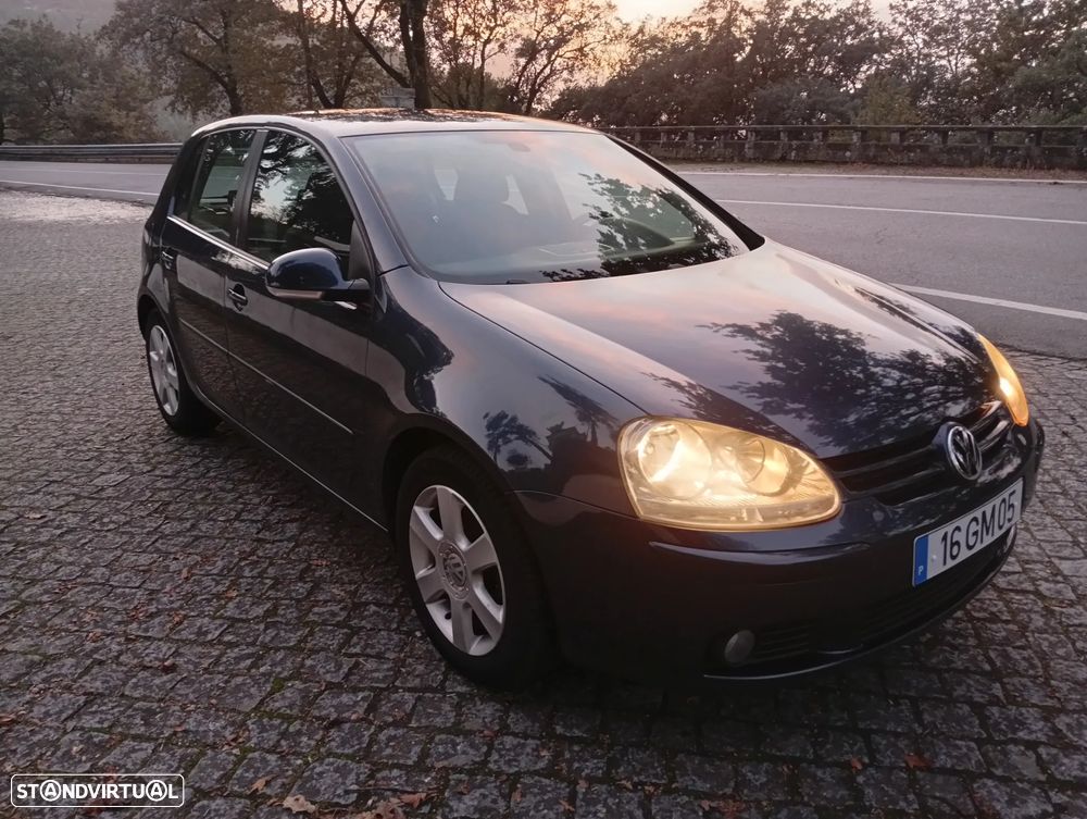 VW Golf 1.9 TDi Confortline DSG 7V - 6