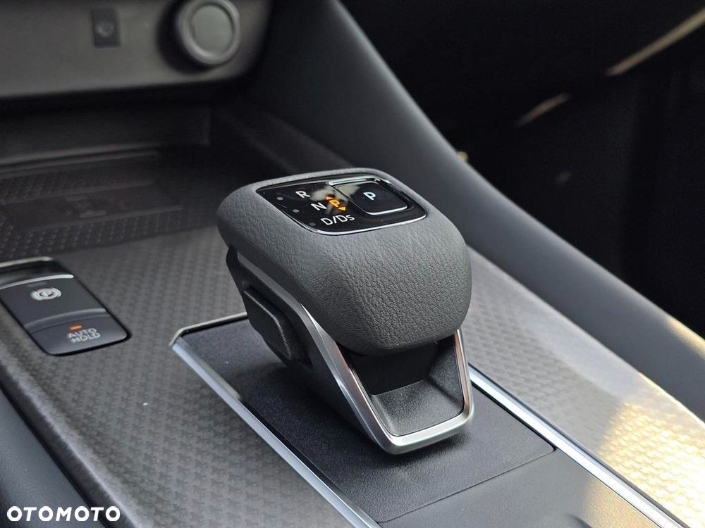 Nissan Qashqai 1.3 DIG-T MHEV N-Connecta Xtronic - 18